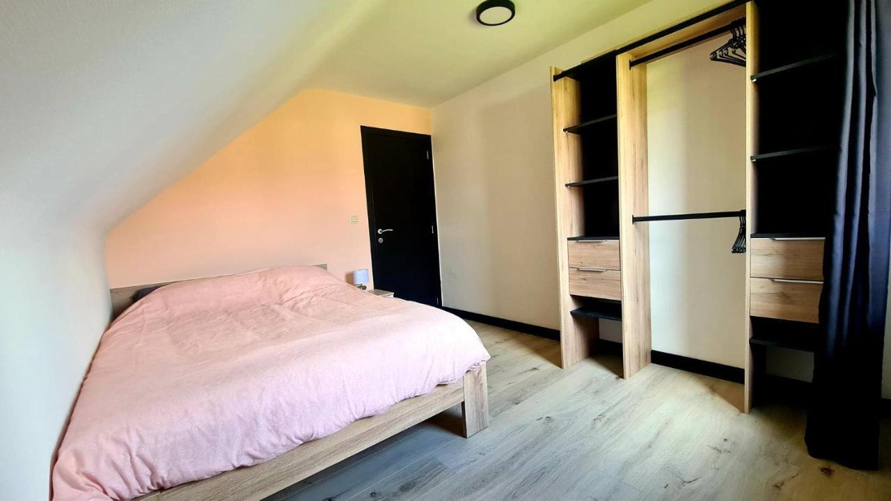 Gite Au 14 - Au Calme Avec Jardin , Proche De Dinant Anhée Exterior foto