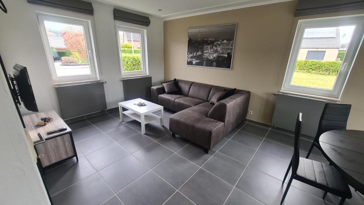 Gite Au 14 - Au Calme Avec Jardin , Proche De Dinant Anhée Exterior foto